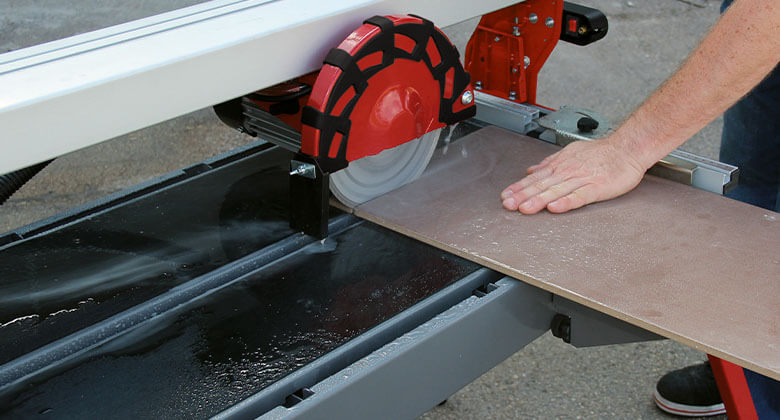 radial tile cutting machine in use